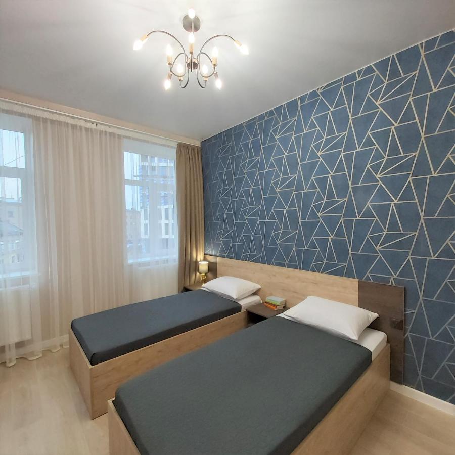 3 Bedroom, 2 Bathroom Apartment Near Forum Lviv Extérieur photo