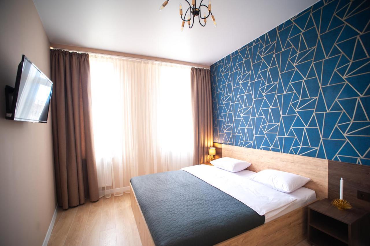 3 Bedroom, 2 Bathroom Apartment Near Forum Lviv Extérieur photo